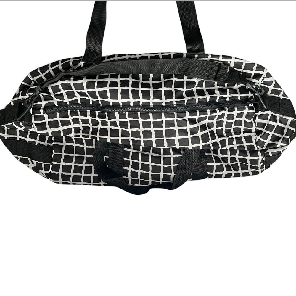 IKEA Knalla duffle bag black & white checkered carry on bag unisex gym bag - Picture 5 of 6
